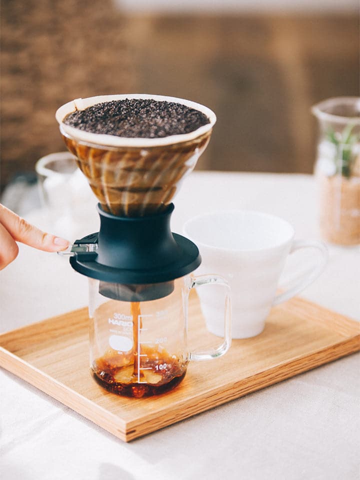 Hario V60-02 Switch Immersion Dripper - Image 5